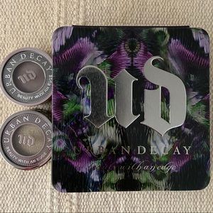 Urban Decay Customizable Palette in Nirvana with Two Eyeshadows
